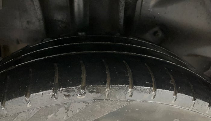 2018 Tata TIAGO NRG PETROL, Petrol, Manual, 98,492 km, Right Rear Tyre Tread