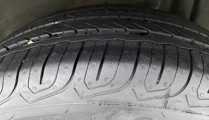 2015 Nissan Micra XV CVT, Petrol, Automatic, 28,017 km, Left Rear Tyre Tread