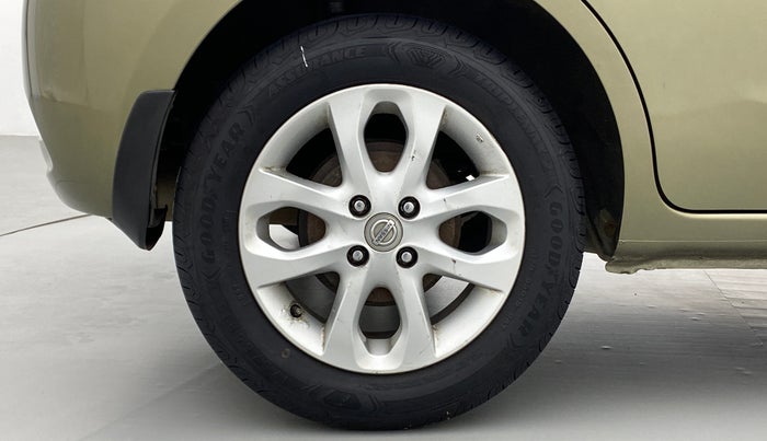 2015 Nissan Micra XV CVT, Petrol, Automatic, 28,017 km, Right Rear Wheel
