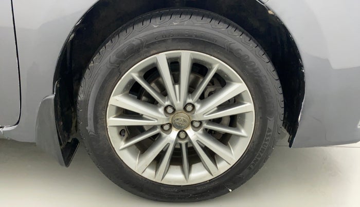 2015 Toyota Corolla Altis VL CVT PETROL, Petrol, Automatic, 51,236 km, Right Front Wheel