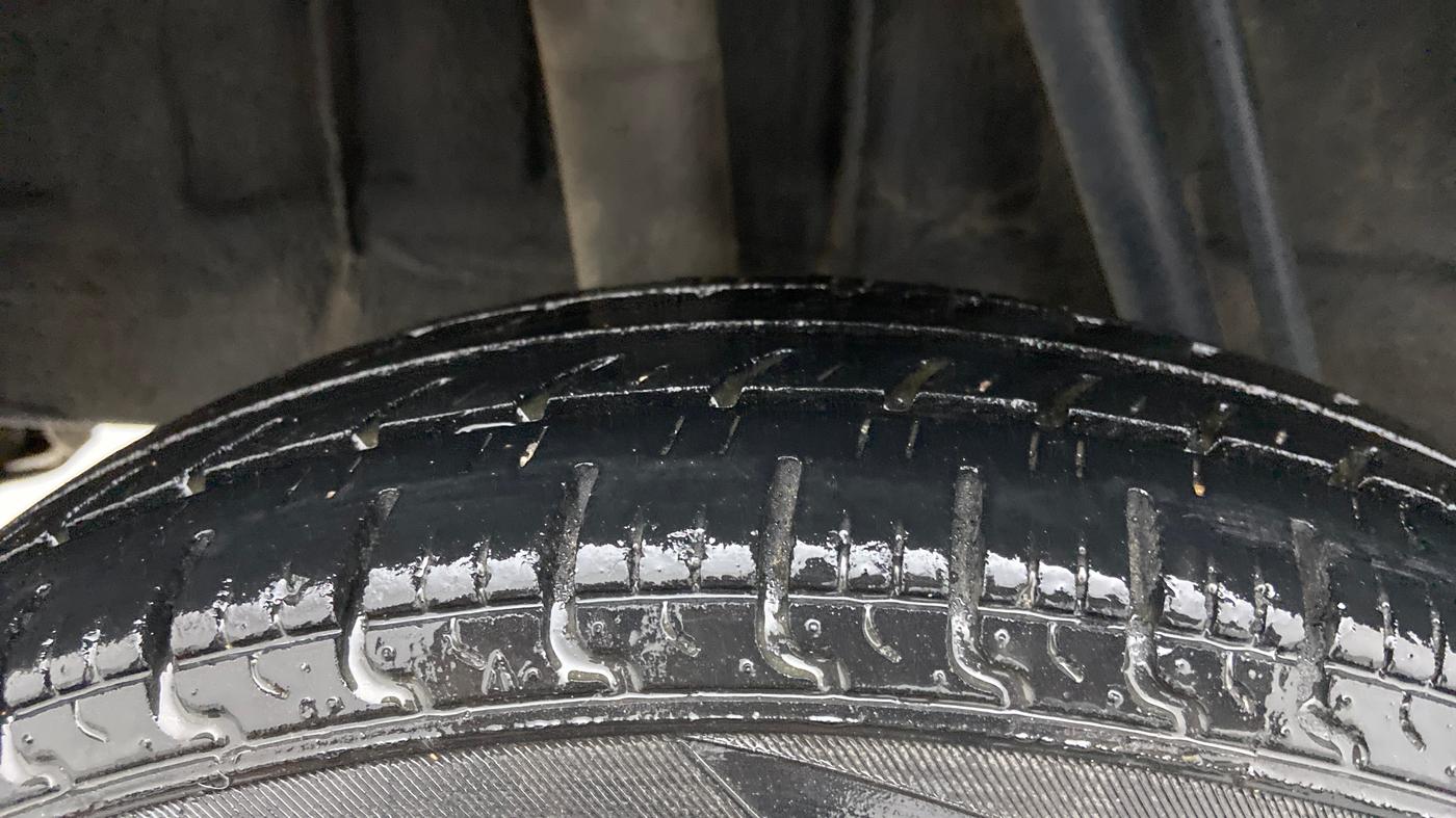 2019 Renault Kwid RXT, Petrol, Manual, 44,363 km, Right Rear Tyre Tread