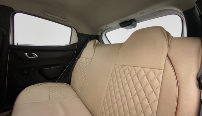 2019 Renault Kwid RXT, Petrol, Manual, 44,363 km, Right Side Rear Door Cabin