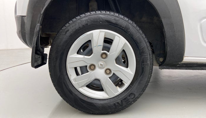 2019 Renault Kwid RXT, Petrol, Manual, 44,363 km, Right Rear Wheel
