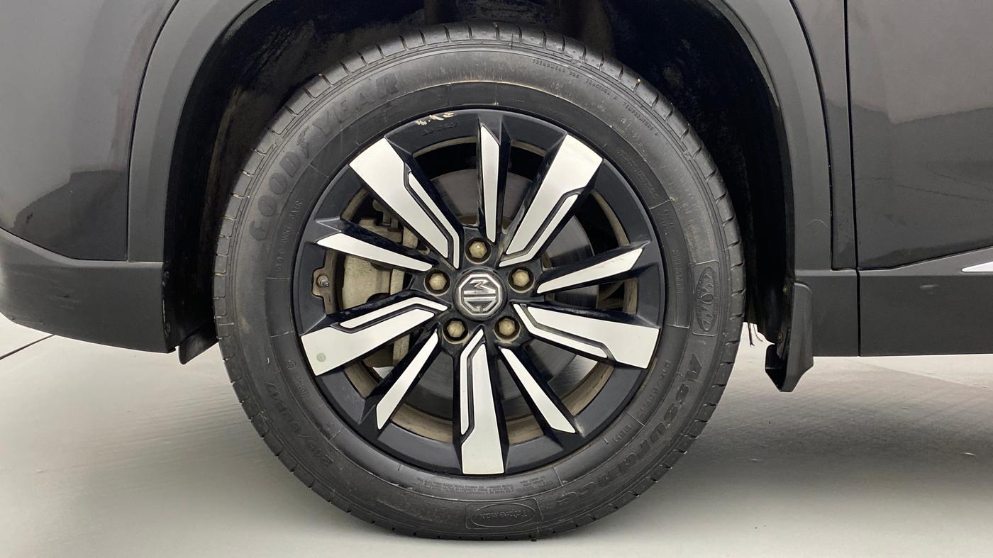 2020 MG HECTOR SHARP DCT PETROL, Petrol, Automatic, 11,765 km, Left Front Wheel