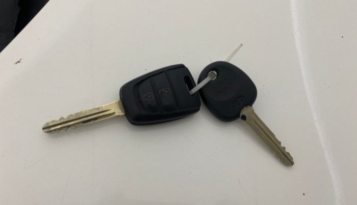 2019 Hyundai Grand i10 SPORTZ 1.2 KAPPA VTVT, Petrol, Manual, 56,352 km, Key Close Up