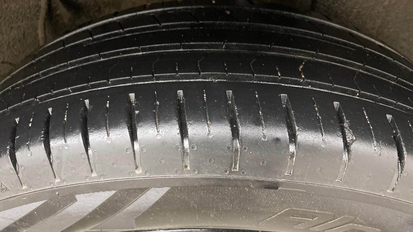 2024 Tata PUNCH Creative Plus AMT, Petrol, Automatic, 20,797 km, Left Rear Tyre Tread