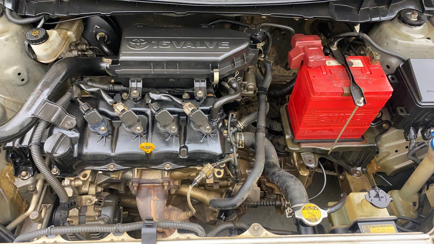 2013 Toyota Etios G, Petrol, Manual, 1,29,839 km, Engine View