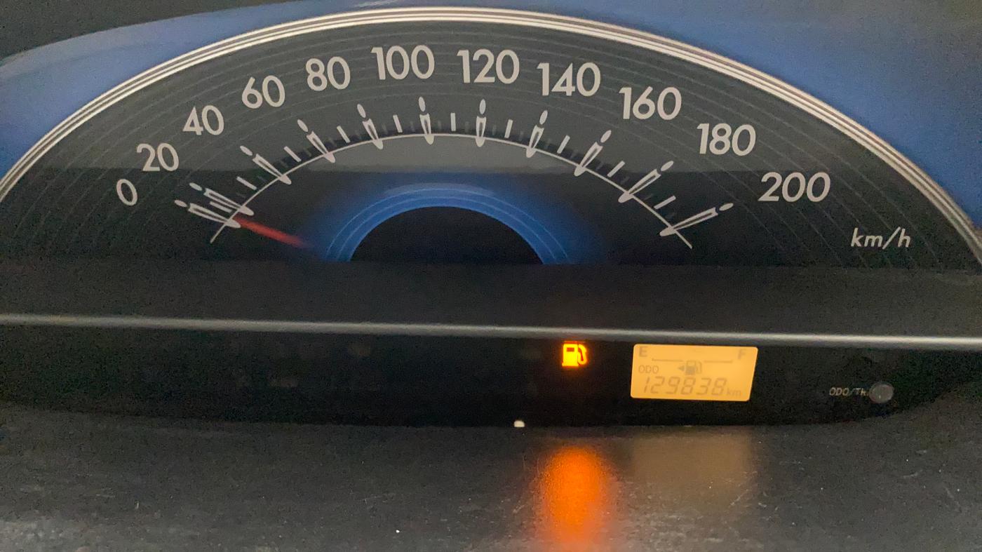 2013 Toyota Etios G, Petrol, Manual, 1,29,839 km, Odometer Image