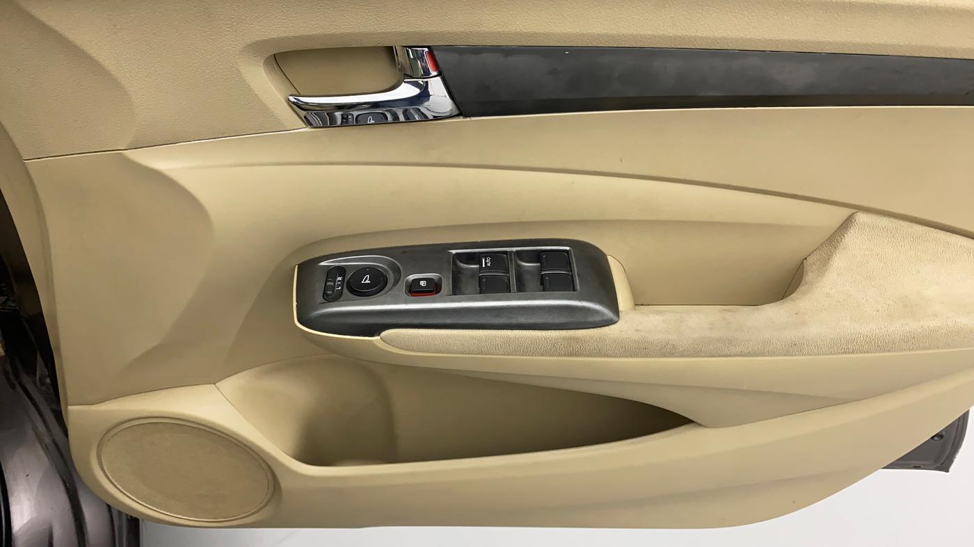 2012 Honda City 1.5L I-VTEC V MT, Petrol, Manual, 39,658 km, Driver Side Door Panels Control