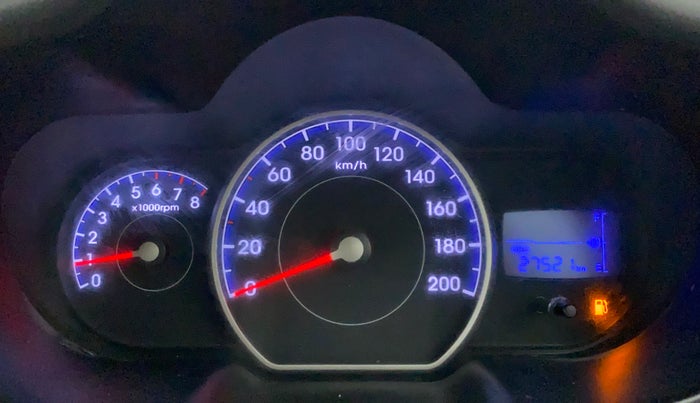 2015 Hyundai i10 SPORTZ 1.1, Petrol, Manual, 27,618 km, Odometer Image