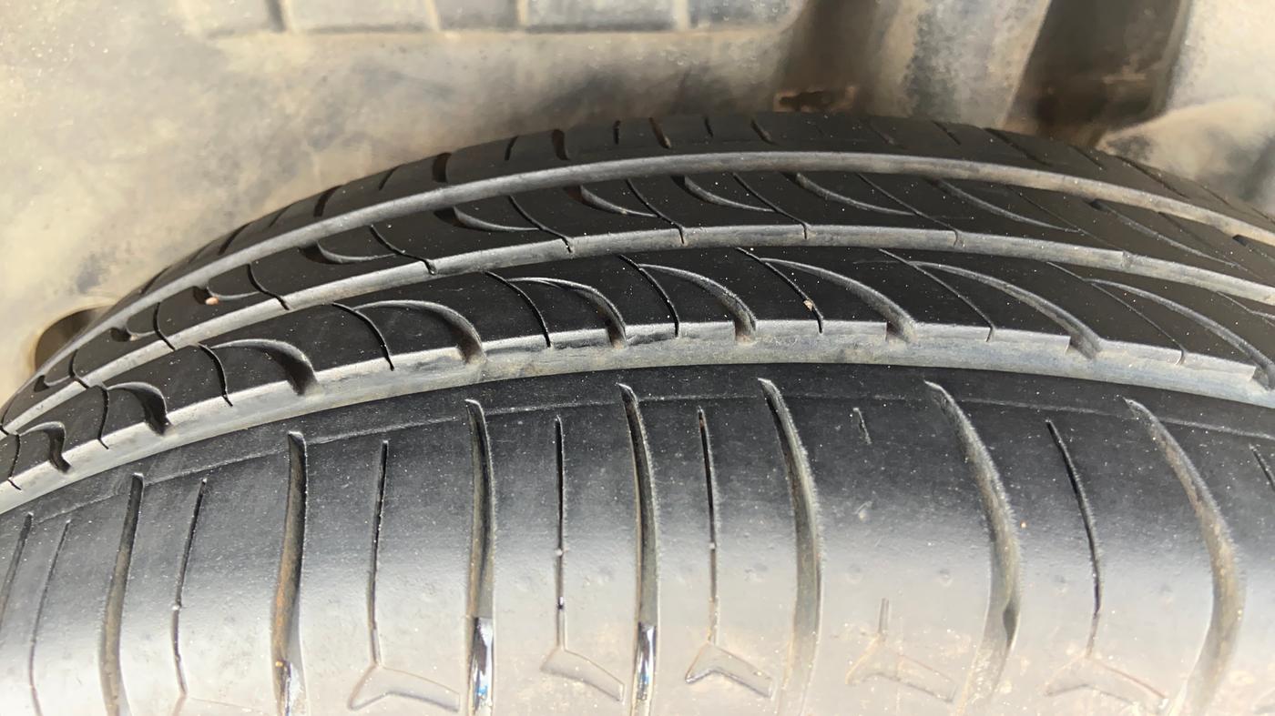 2019 Maruti Dzire VDI, Diesel, Manual, 1,15,270 km, Left Rear Tyre Tread