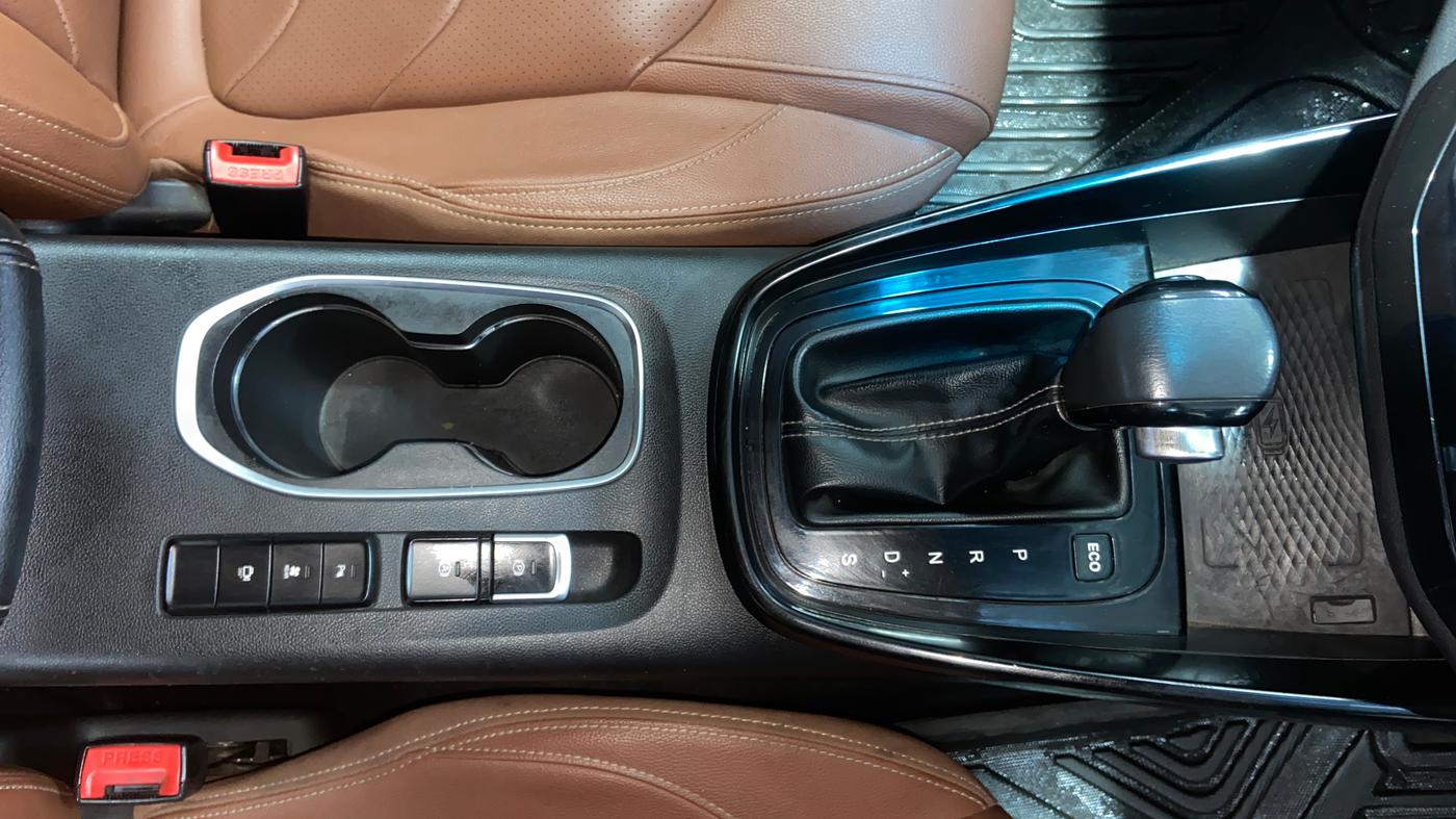 2021 MG HECTOR PLUS SHARP 1.5 PETROL TURBO CVT 6-STR, Petrol, Automatic, 41,127 km, Gear Lever