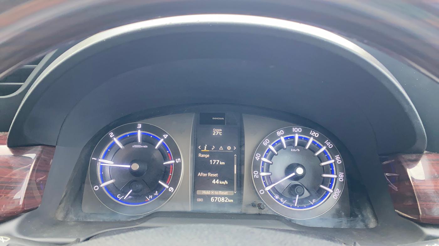 2016 Toyota Innova Crysta 2.4 VX 8 STR, Diesel, Manual, 67,236 km, Odometer Image