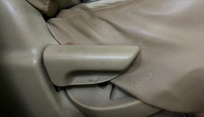 2014 Honda Amaze 1.2L I-VTEC S, Petrol, Manual, 91,234 km, Driver Side Adjustment Panel