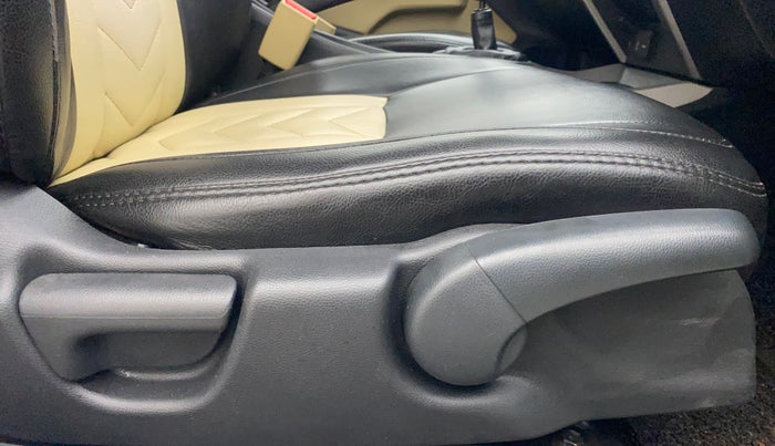 2016 Honda City 1.5L I-VTEC V MT, Petrol, Manual, 69,843 km, Driver Side Adjustment Panel