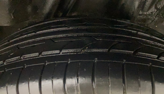 2016 Honda City 1.5L I-VTEC V MT, Petrol, Manual, 69,843 km, Left Rear Tyre Tread