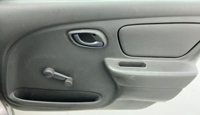 2010 Maruti Alto LXI, Petrol, Manual, 71,120 km, Driver Side Door Panels Controls