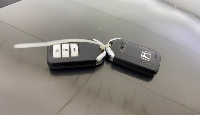 2015 Honda City 1.5L I-VTEC VX CVT, Petrol, Automatic, 79,820 km, Key Close Up