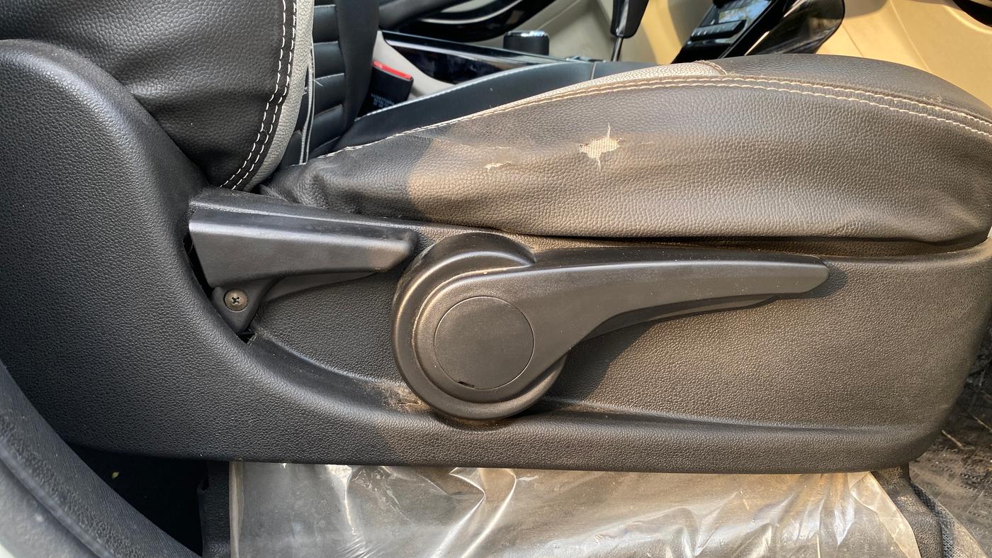 2021 Tata NEXON XZA PLUS (O) PETROL, Petrol, Automatic, 44,750 km, Driver Side Adjustment Panel