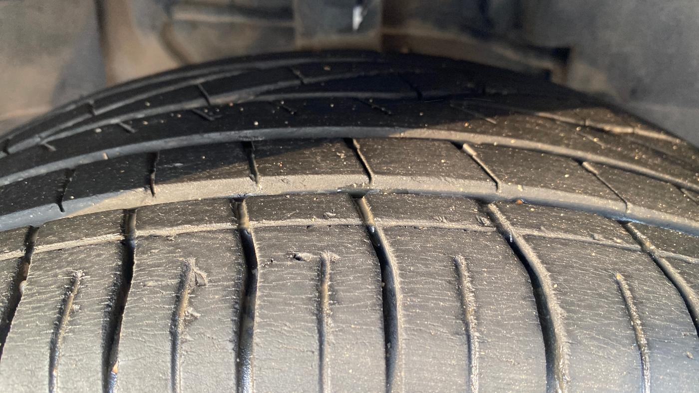 2021 Tata NEXON XZA PLUS (O) PETROL, Petrol, Automatic, 44,750 km, Right Front Tyre Tread