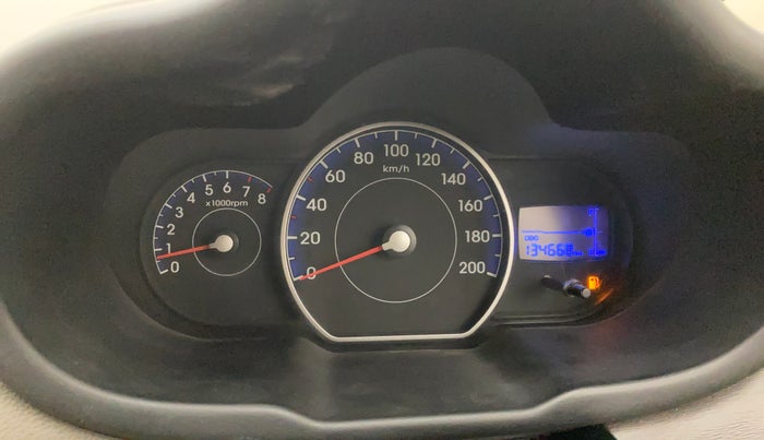 2013 Hyundai i10 MAGNA 1.2, Petrol, Manual, 1,34,639 km, Odometer Image