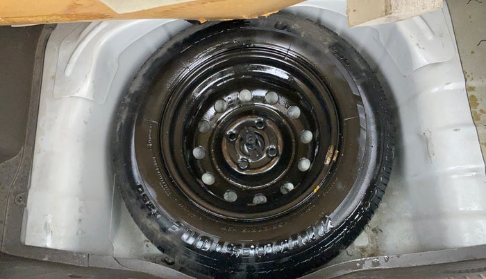 2013 Hyundai i10 MAGNA 1.2, Petrol, Manual, 1,34,639 km, Spare Tyre