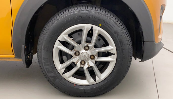 2021 Renault TRIBER RXL MT, Petrol, Manual, 7,340 km, Right Front Wheel