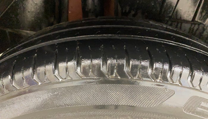 2019 Maruti Dzire VXI, Petrol, Manual, 46,531 km, Right Rear Tyre Tread