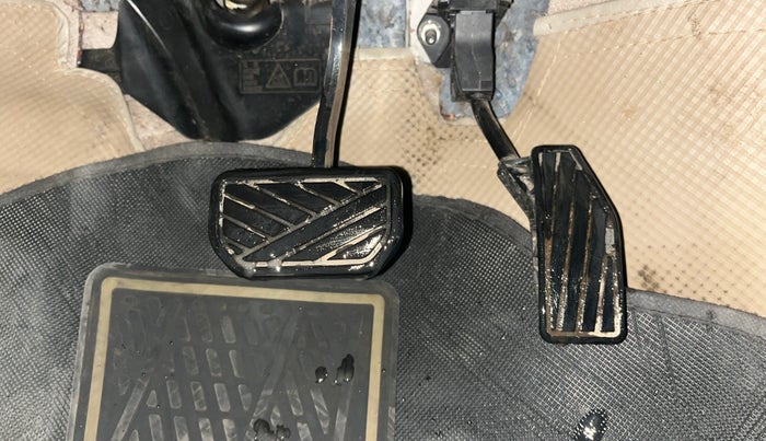 2022 Maruti Dzire VXI AMT, Petrol, Automatic, 69,440 km, Pedals