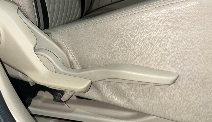 2022 Maruti Dzire VXI AMT, Petrol, Automatic, 69,440 km, Driver Side Adjustment Panel