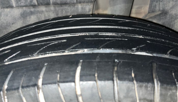 2022 Maruti Dzire VXI AMT, Petrol, Automatic, 69,440 km, Left Rear Tyre Tread