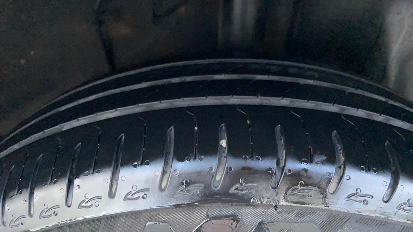 2026 Tata ALTROZ Accomplished S Petrol 5 MT, Petrol, Manual, 3,207 km, Left Rear Tyre Tread