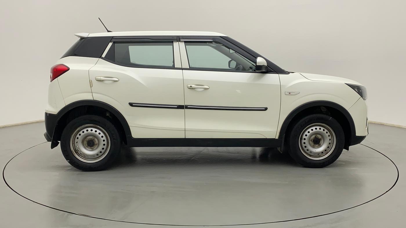 2019 Mahindra XUV300 1.5 W4 MT, Diesel, Manual, 53,218 km, Right Side View