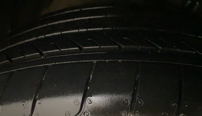 2019 KIA SELTOS GTX PLUS DCT 1.4 PETROL, Petrol, Automatic, 61,749 km, Right Front Tyre Tread