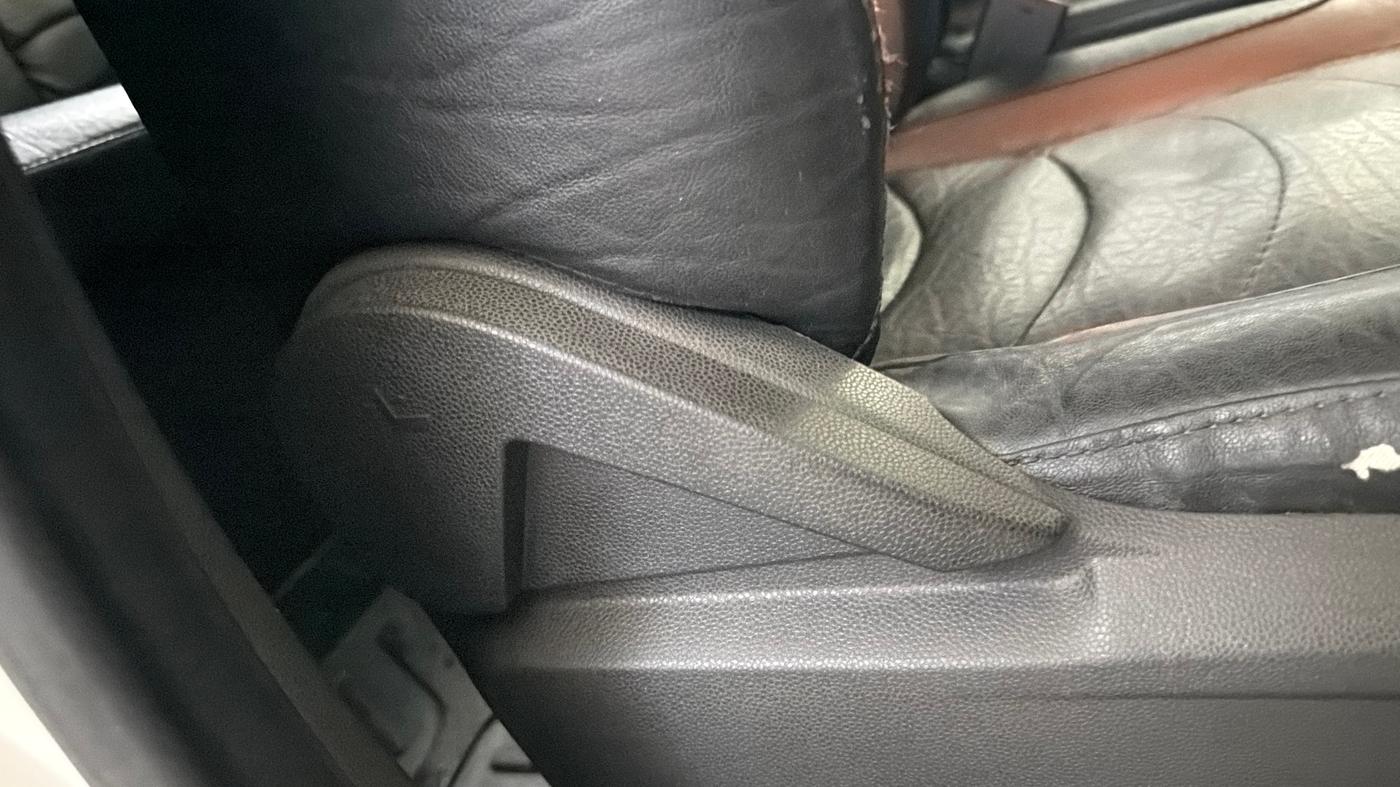 2017 Ford Ecosport AMBIENTE 1.5L PETROL, Petrol, Manual, 61,665 km, Driver Side Adjustment Panel
