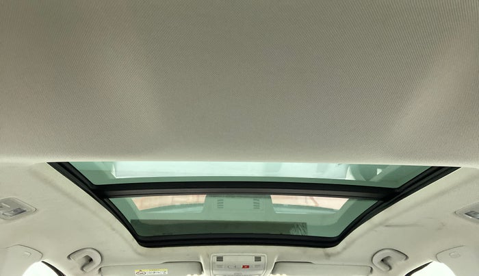 2020 Volkswagen T-ROC 1.5 TSI AT, Petrol, Automatic, 63,073 km, Panoramic Sunroof