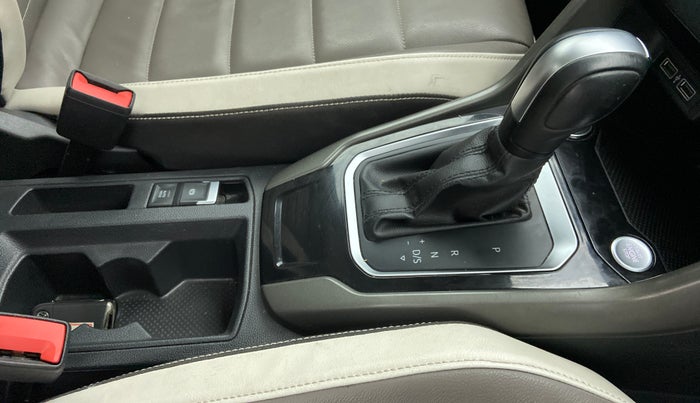 2020 Volkswagen T-ROC 1.5 TSI AT, Petrol, Automatic, 63,073 km, Gear Lever