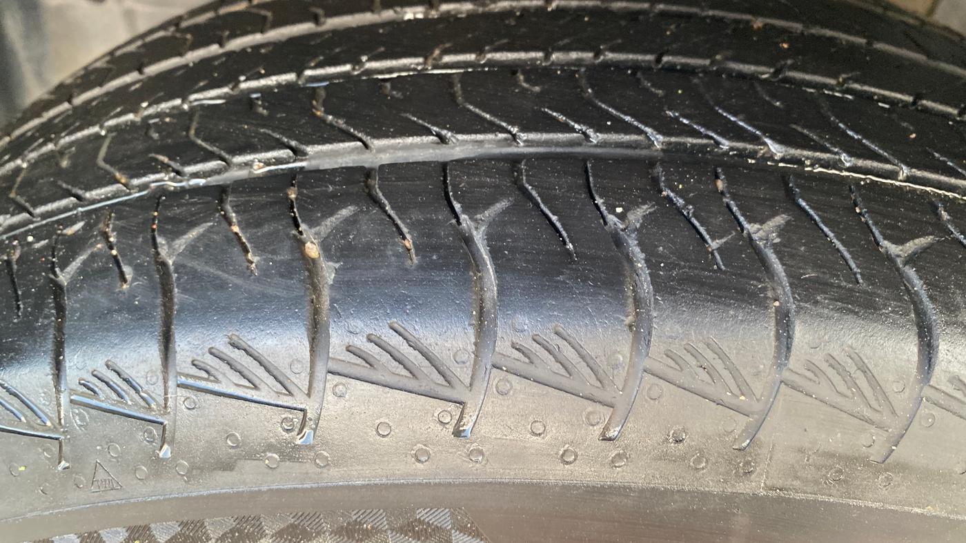 2024 Maruti Grand Vitara DELTA CNG, CNG, Manual, 55,048 km, Left Front Tyre Tread