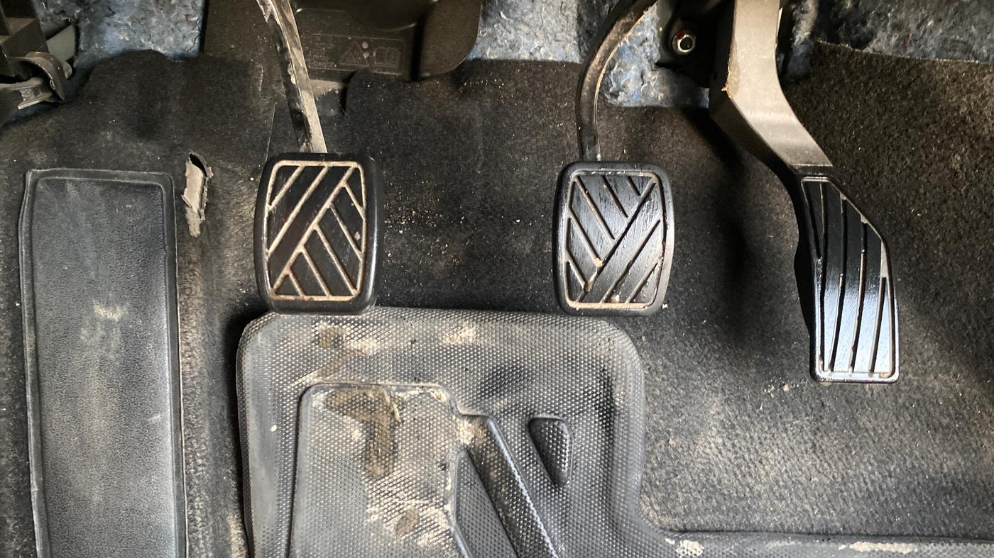 2024 Maruti Grand Vitara DELTA CNG, CNG, Manual, 55,048 km, Pedals