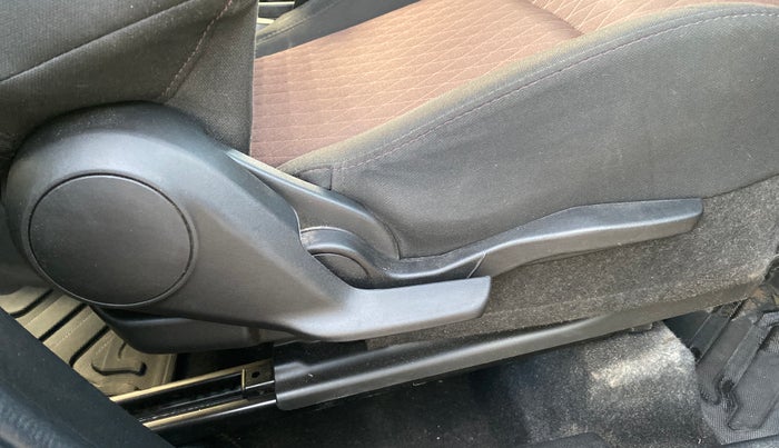 2024 Maruti Grand Vitara DELTA CNG, CNG, Manual, 54,913 km, Driver Side Adjustment Panel