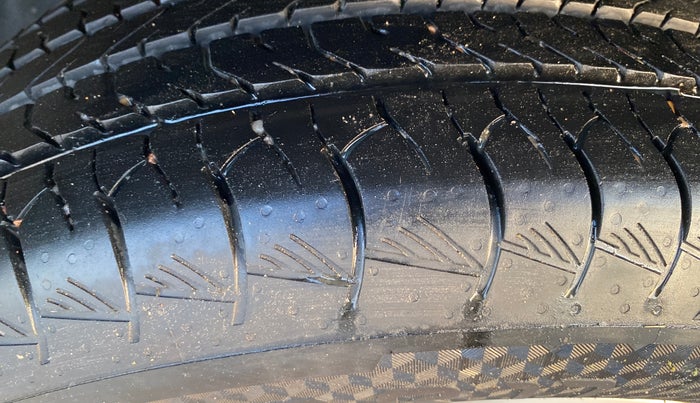 2024 Maruti Grand Vitara DELTA CNG, CNG, Manual, 54,913 km, Right Rear Tyre Tread