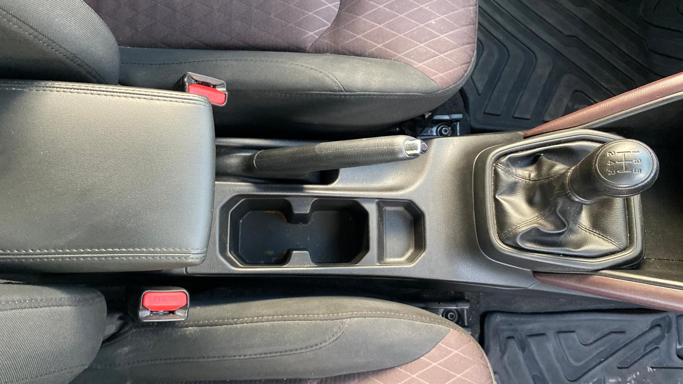 2024 Maruti Grand Vitara DELTA CNG, CNG, Manual, 55,048 km, Gear Lever