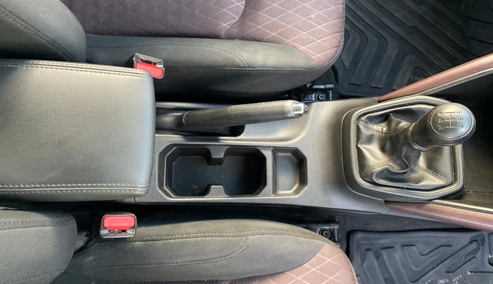 2024 Maruti Grand Vitara DELTA CNG, CNG, Manual, 54,913 km, Gear Lever