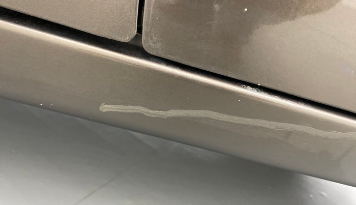 2014 Maruti Wagon R 1.0 VXI, Petrol, Manual, 64,783 km, Left running board - Minor scratches