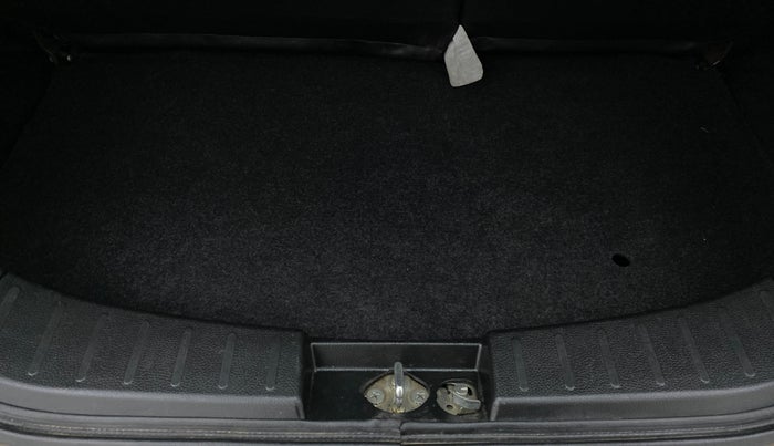 2014 Maruti Wagon R 1.0 VXI, Petrol, Manual, 64,783 km, Boot Inside