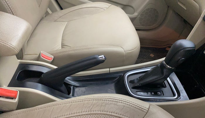 2017 Maruti Ciaz ALPHA  AT 1.4  PETROL, Petrol, Automatic, 28,176 km, Gear Lever