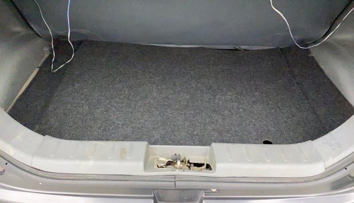 2013 Maruti Alto 800 LXI, Petrol, Manual, 43,837 km, Boot Inside