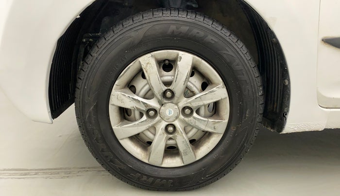 2014 Hyundai Eon ERA +, Petrol, Manual, 45,069 km, Left Front Wheel