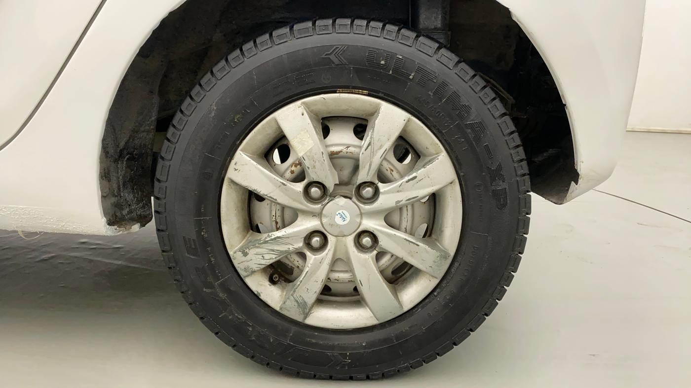 2014 Hyundai Eon ERA +, Petrol, Manual, 45,069 km, Left Rear Wheel