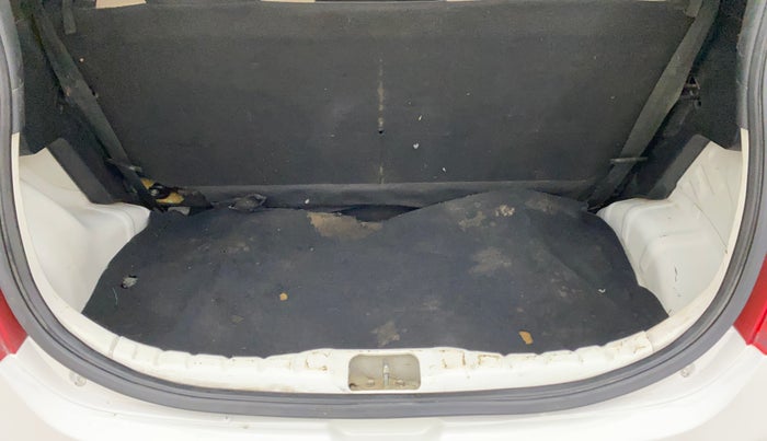 2014 Hyundai Eon ERA +, Petrol, Manual, 45,069 km, Boot Inside